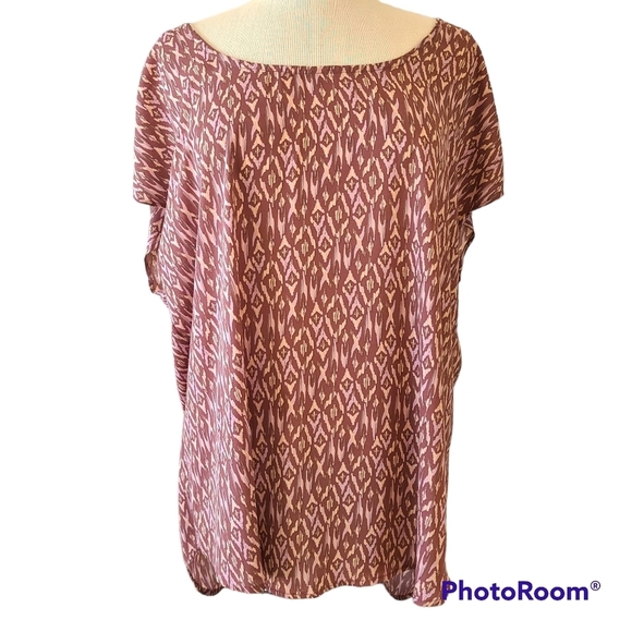 Torrid Size 1 Ikat Print Ladder Back Cap Sleeve Top - Picture 1 of 7